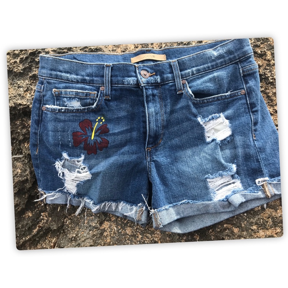 Hand-painted Aloalo (Hibiscus) JOE’S JEANS Shorts!